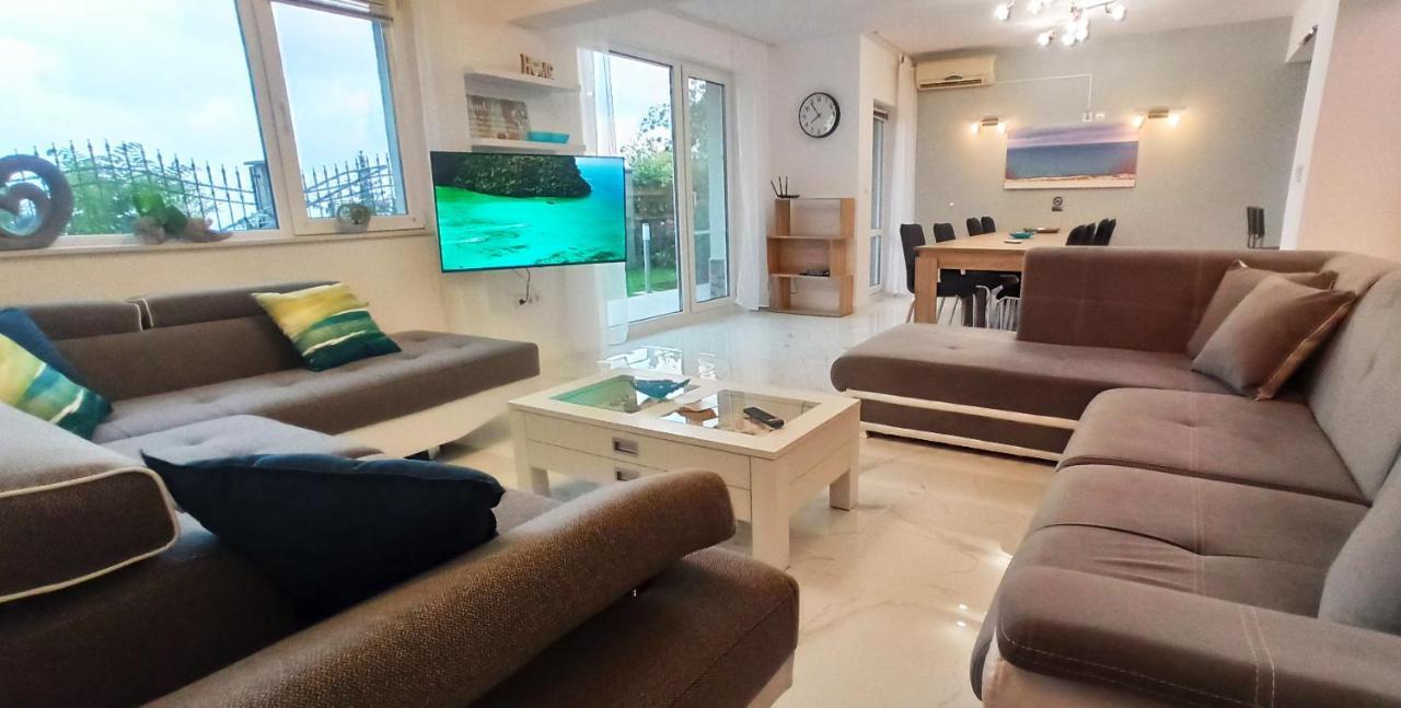 Arode Villa Ovidius - Apartments Balchik Eksteriør billede